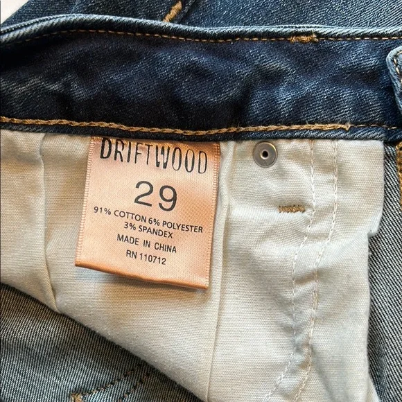 Driftwood Jeans Colette. Cropped. - Picture 8 of 10